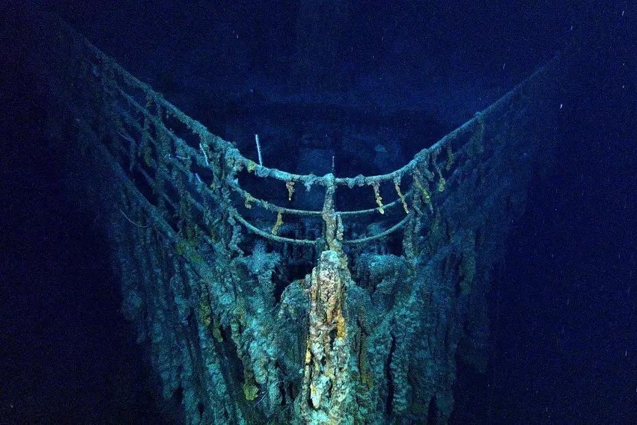 Tàu du lịch lớn nhất thế giới đón 7.600 khách, dài gấp 3 lần sân bóng đá-4