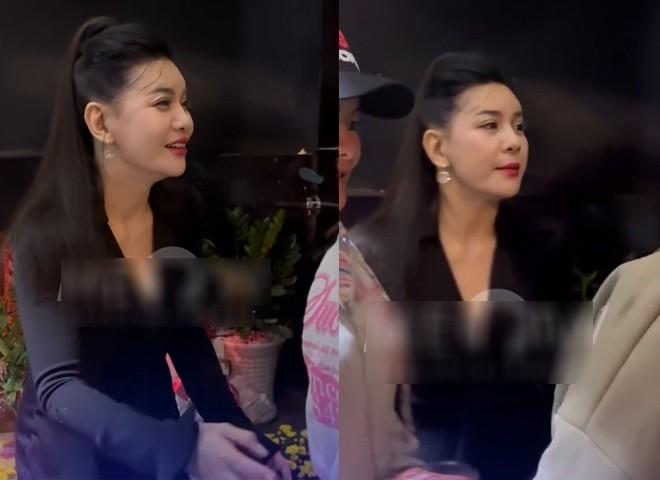 Được bạn trai bên Mỹ cho 500 triệu, Cát Phượng vẫn giản dị đi bán vé, nhan sắc ít phấn son gây chú ý-2