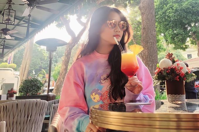 Con gái Mạnh Trường ngày càng xinh đẹp, muốn làm diễn viên giống bố-6