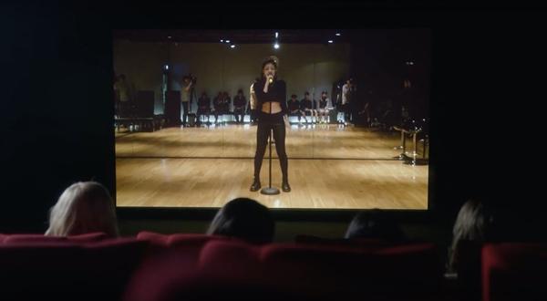 Người khiến Jennie (BlackPink) điêu đứng với cảnh gợi dục-5