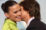 Nhan sắc nữ diễn viên kém 20 tuổi dính tin đồn hẹn hò Tom Cruise-18