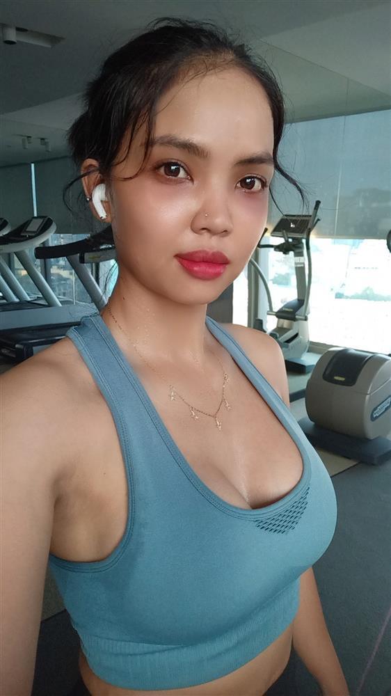 Nữ công nhân lột xác thành búp bê cơ bắp, 5 năm chạy đua thoát khỏi cửa tử-3