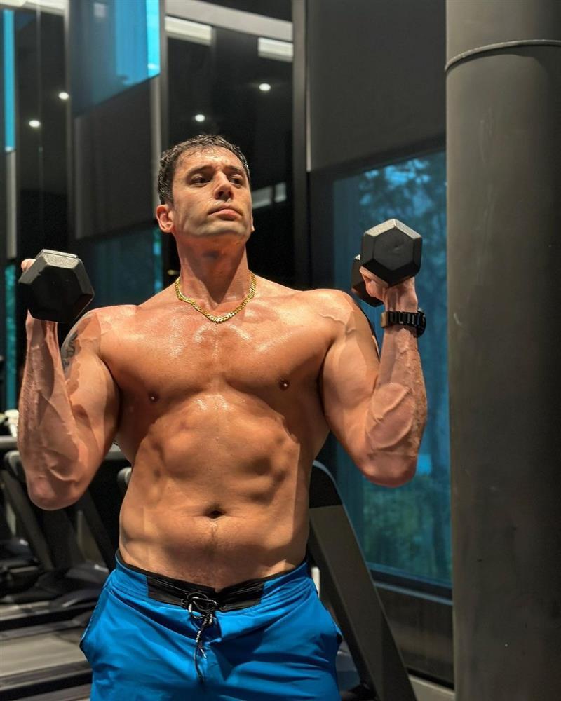 Kbiz liên tiếp đón tin hỷ: Diễn viên Gia Đình Là Số 1 cầu hôn bạn gái gợi cảm ở Canada-5