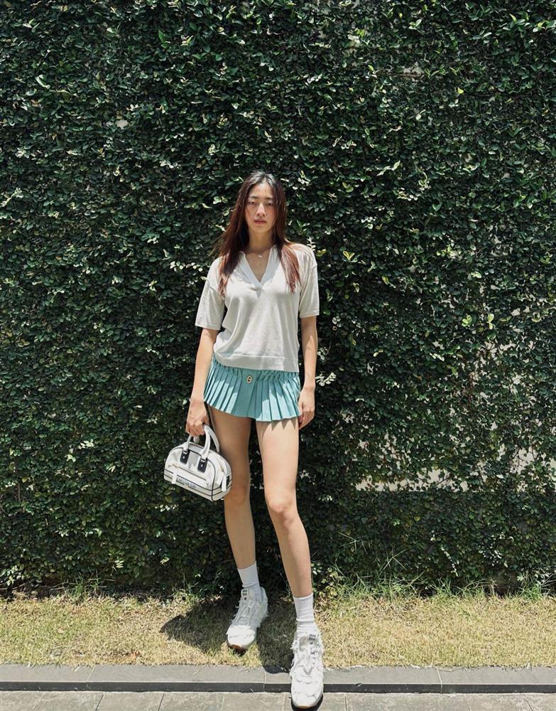 Giảng viên Đại học đi biển, mặc giấu tiệt báu vật dài 1m22 vẫn gợi cảm ngẩn người-5