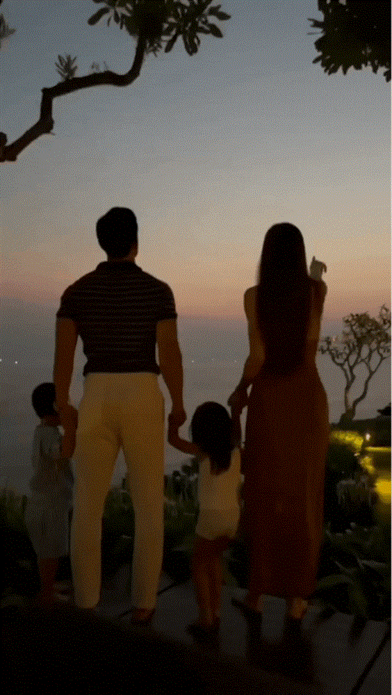 Hà Hồ đeo trang sức giá hơn 408 tỷ sánh đôi cạnh Kim Lý trong ngày kỷ niệm 6 năm yêu nhau-6