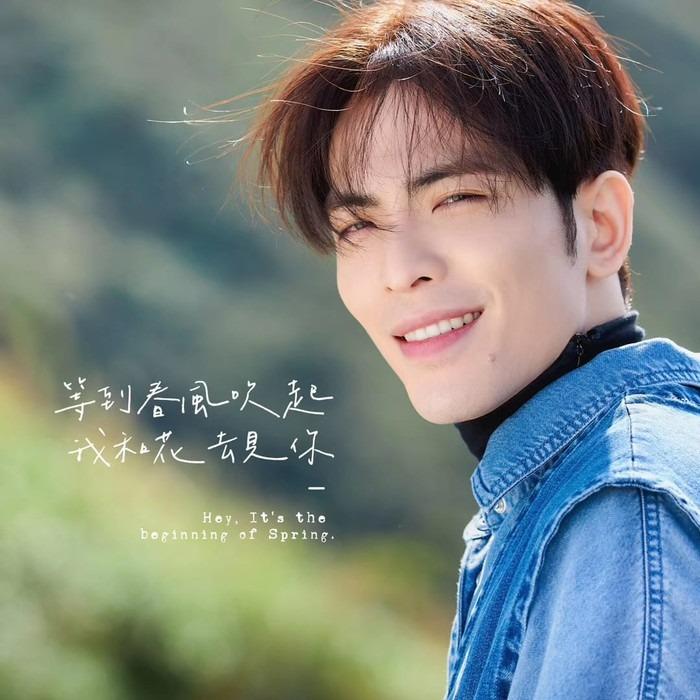 Nam ca sĩ cầu hôn nữ quản lý sau 16 năm đồng hành-6