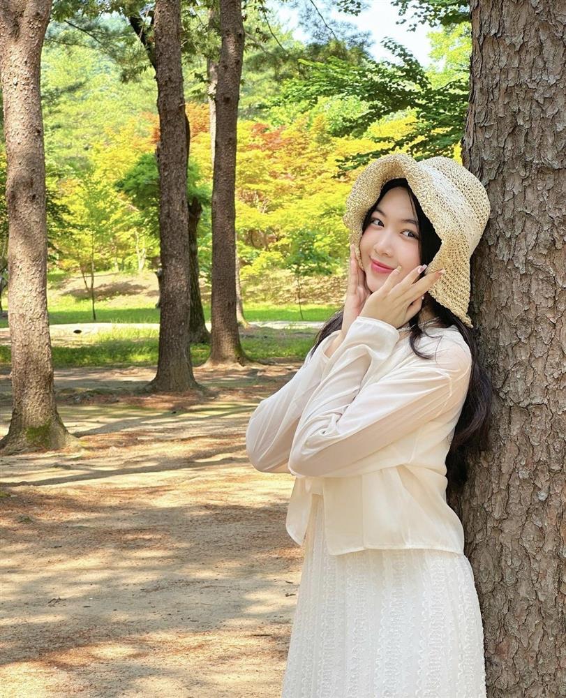 Đi du lịch Hàn Quốc, hai ái nữ nhà Quyền Linh ăn diện đối đầu nhau, vẫn đẹp mười phân vẹn mười-1