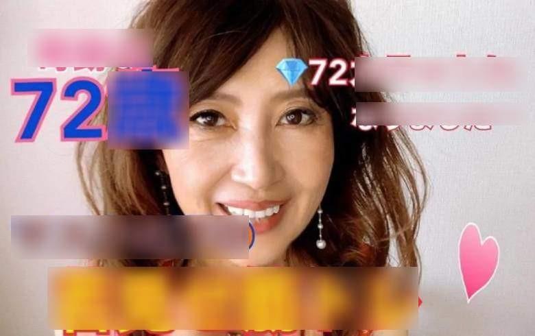 Cụ bà 72 tuổi sống trong hình hài tuổi 40, nhìn da lẫn tóc, công nghệ thẩm mỹ phải chào thua-2