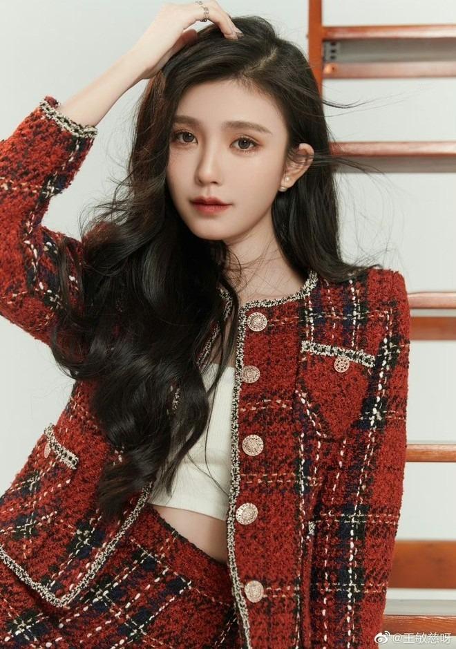 Bản sao Phạm Băng Băng ở Hoa hậu Hong Kong phủ nhận dao kéo-2