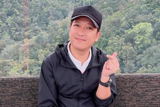 Trường Giang tuổi 40: Giàu có sống bình dị như nông dân, nổi tiếng 'sợ vợ'