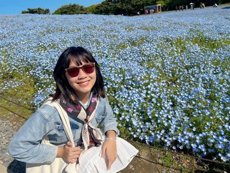 Cô bé sướng nhất VTV là đây, được mẹ BTV dẫn đi khắp thế gian từ khi còn bé tí-14