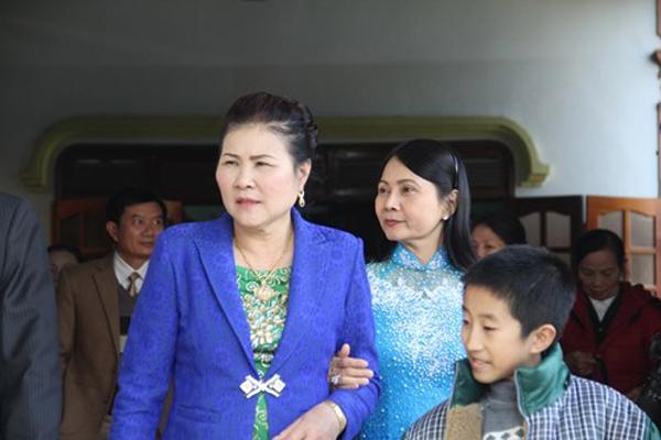 Người mẹ xứ Nghệ bình dị của cầu thủ Công Vinh: Thương con dâu nhưng không sống chung nhà-4