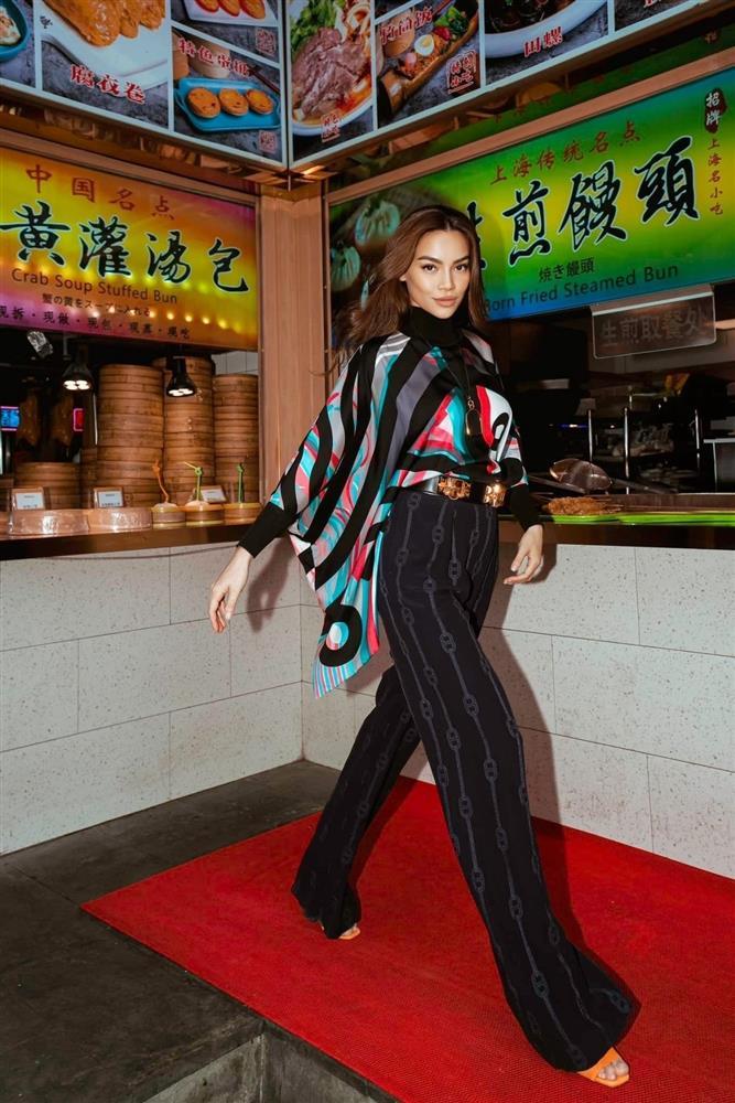 Phong cách thời trang đẳng cấp của Hồ Ngọc Hà: Xuất hiện ở đâu nổi bật ở đó-5