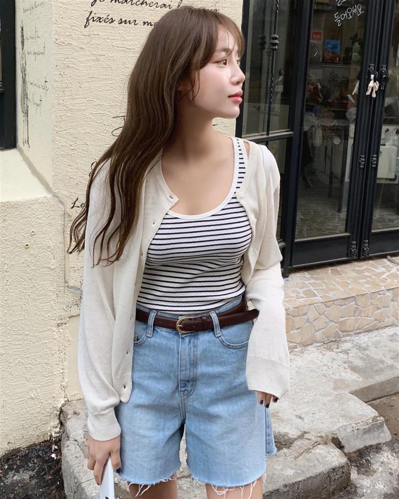 Học Song Hye Kyo cách mặc quần short sang trọng-7