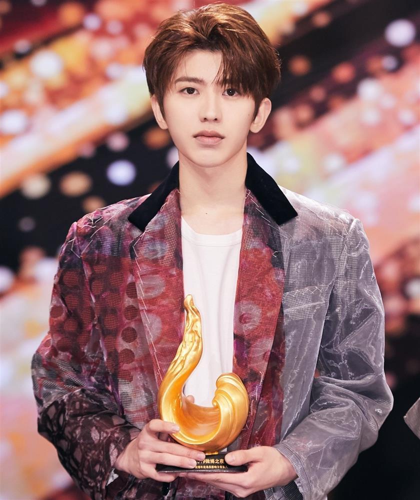 Từ ngôi sao hạng A đến gã trai hư gây sốc-3