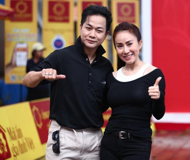 Lâu lắm ca sĩ Ngọc Châu trưởng nhóm Mây Trắng mới xuất hiện, diện mạo giờ ra sao sau hơn 20 năm?-5