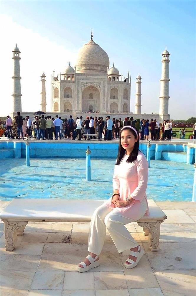 Giấu kín suốt 14 năm, người đẹp Tây đô Việt Trinh khiến fan giật mình vì con trai giờ già dặn-9