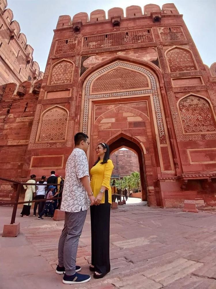 Giấu kín suốt 14 năm, người đẹp Tây đô Việt Trinh khiến fan giật mình vì con trai giờ già dặn-8