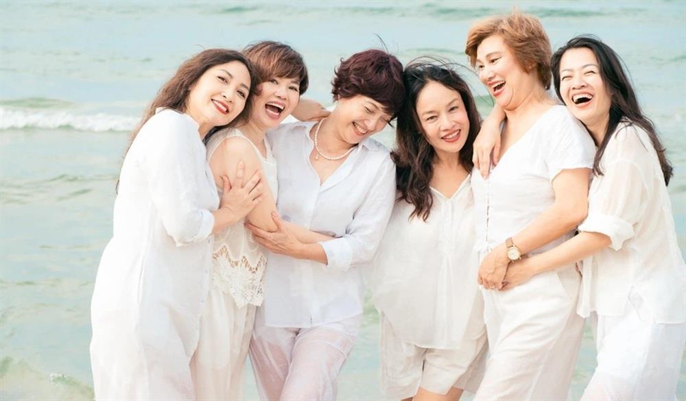 Vân Dung, Lê Khanh gây sốt với ảnh hiếm cách đây gần 3 thập kỷ-2