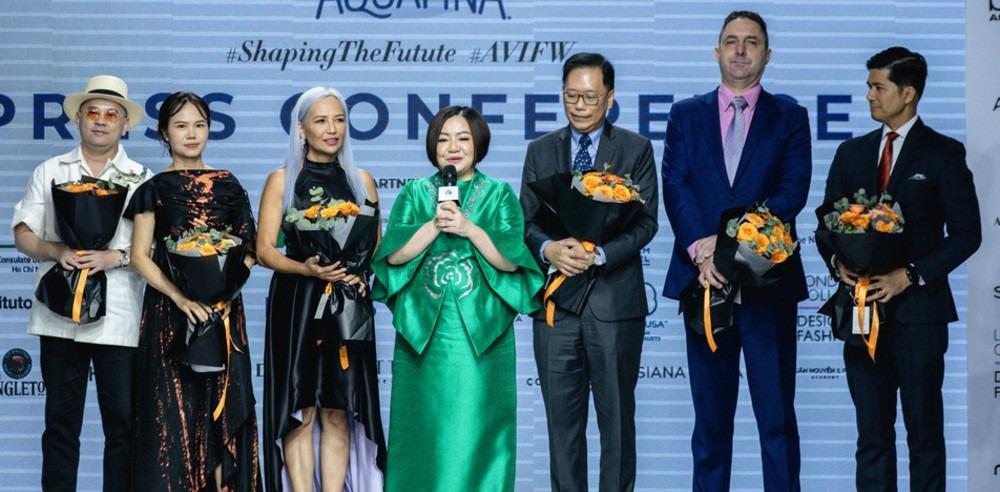 Vũ Thu Phương tham dự Tuần lễ Thời trang Quốc tế Việt Nam-2