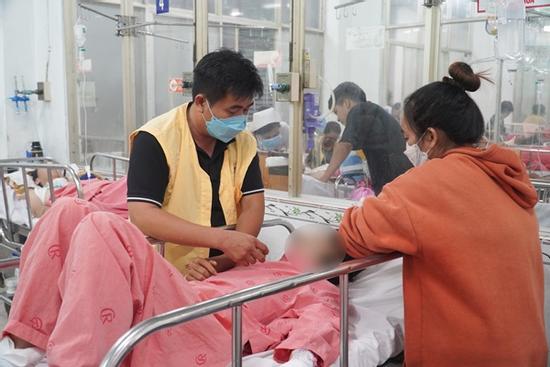 Va chạm với xe tải trên đường đi thi THPT, một học sinh vỡ xoang hàm