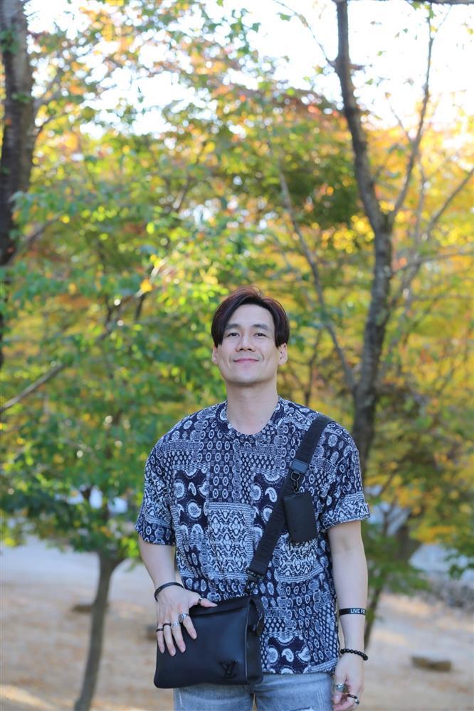 Ca sĩ Khánh Phương vừa bị phạt 245 triệu đồng vì mua cổ phiếu chui là ai?-9