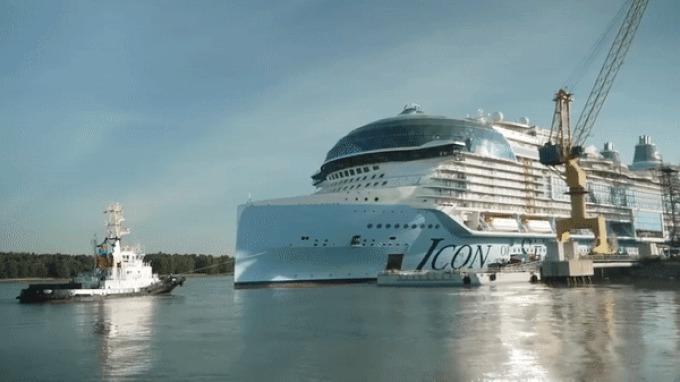 Tàu du lịch lớn nhất thế giới đón 7.600 khách, dài gấp 3 lần sân bóng đá-2