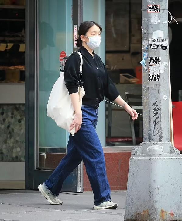 Công chúa Nhật Bản sau 2 năm lấy chồng thường dân-1