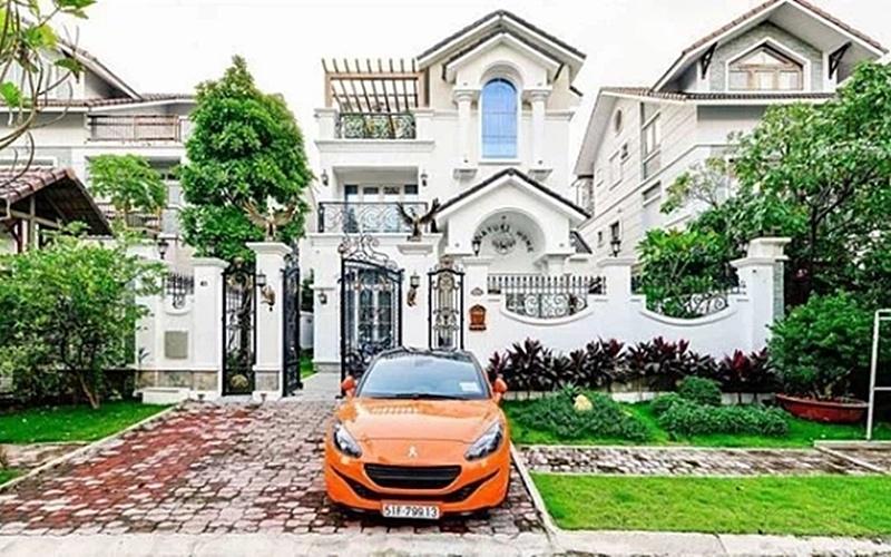 Đoàn Di Băng trang trí biệt thự lung linh làm đám cưới cho bảo mẫu, tặng cả mâm tiền-8