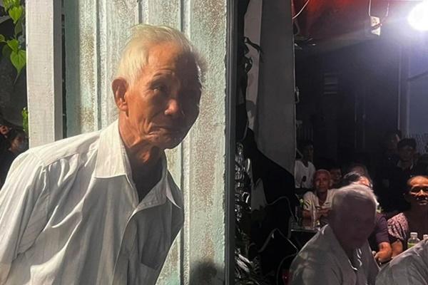 Đánh sập bờ taluy tại khu vực sạt lở có 2 người chết ở Đà Lạt-3