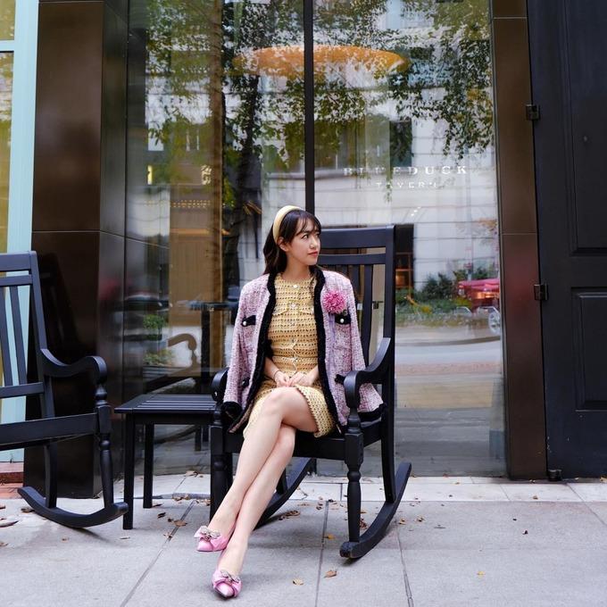 Hot girl 9X có cuộc sống sang chảnh, diện đồ ngày càng táo bạo-3