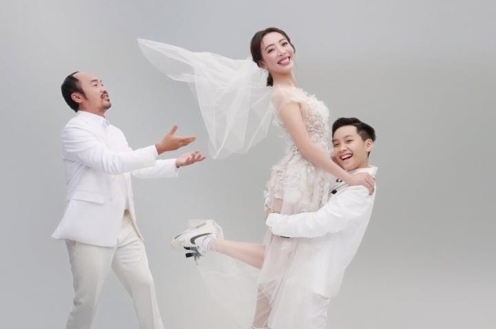 Vợ chồng Thu Trang - Tiến Luật chụp ảnh cưới cùng quý tử điển trai-2