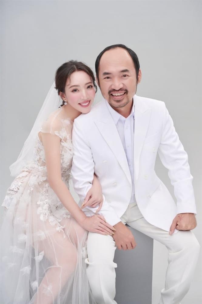 Vợ chồng Thu Trang - Tiến Luật chụp ảnh cưới cùng quý tử điển trai-3