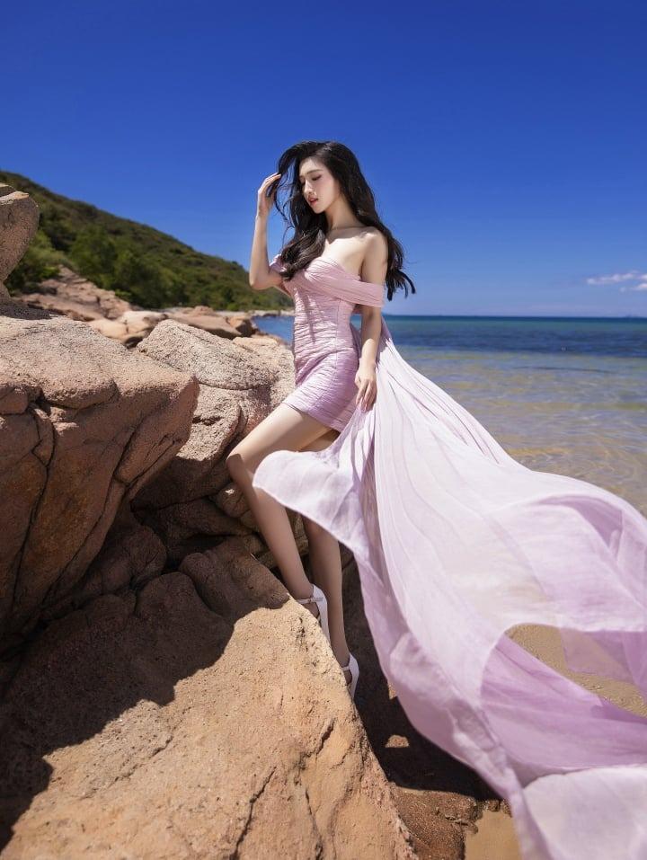 Top 3 Miss World Vietnam 2022 khoe dáng nóng bỏng với bikini-16