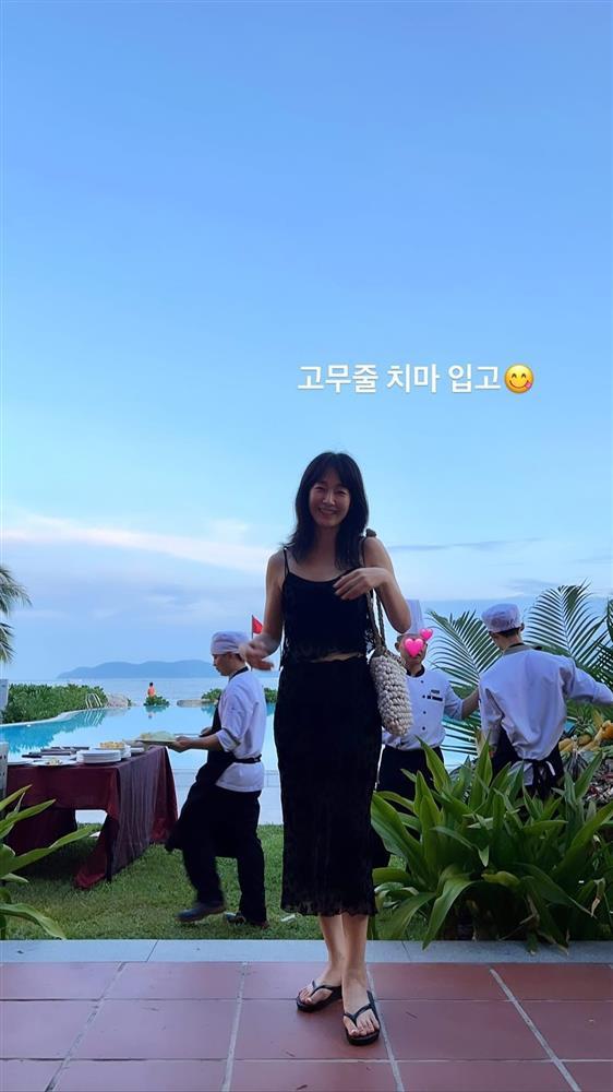 Dàn sao Doctor Cha xả ảnh nghỉ dưỡng ở Việt Nam-6