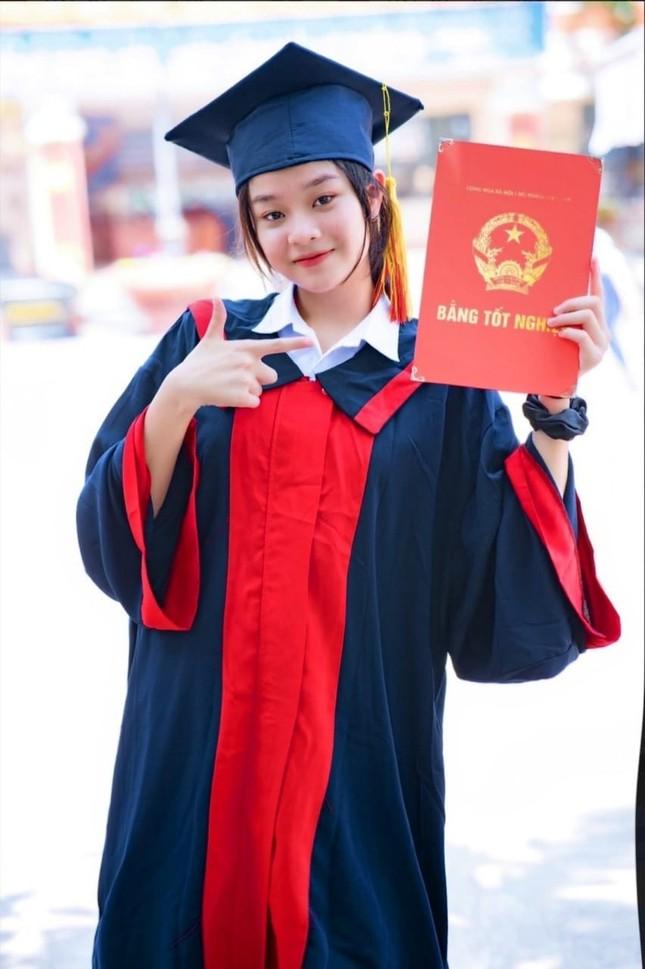 Hội anh chị em của các nàng hậu: Nhan sắc, học vấn không phải dạng vừa-1