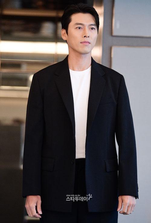 Hyun Bin lộ dấu hiệu tuổi tác nhưng vẫn được khen vì điều này-4