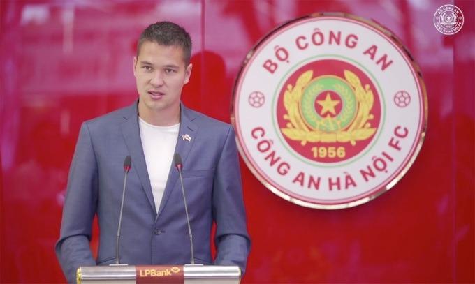 Filip Nguyễn trải lòng trong ngày ký hợp đồng với CLB Công An Hà Nội-1