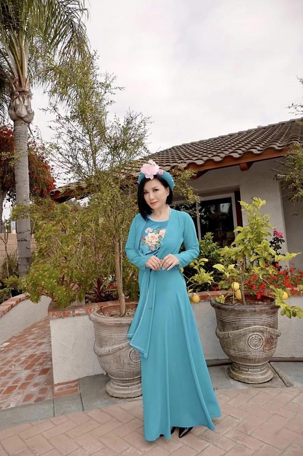 Tuổi 57 của vợ cũ Bằng Kiều: Qua 3 lần sinh nở, sắc vóc tươi trẻ săn chắc-5