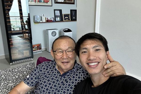 Á hậu lấy Shark Hưng hơn 16 tuổi, cảnh mẹ bỉm sữa 4 con vất vả, không đẹp như mơ-12