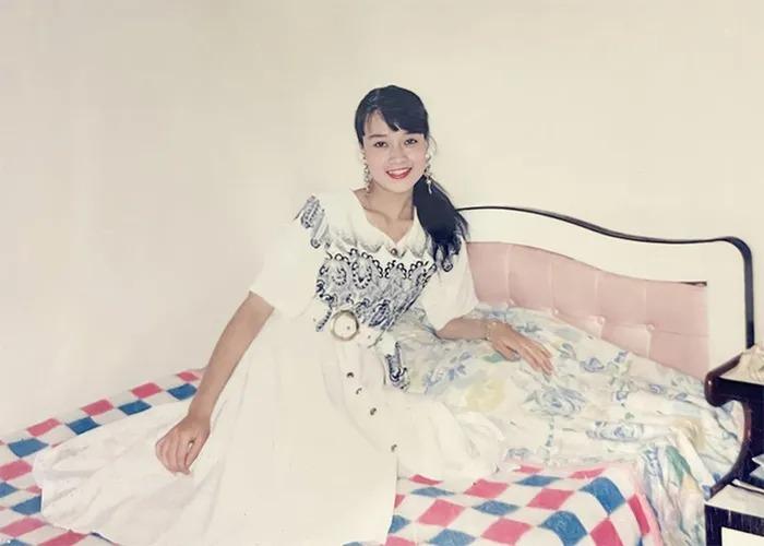 Ảnh cực hiếm của danh hài Vân Dung thời trẻ, nhan sắc không phải dạng vừa-2