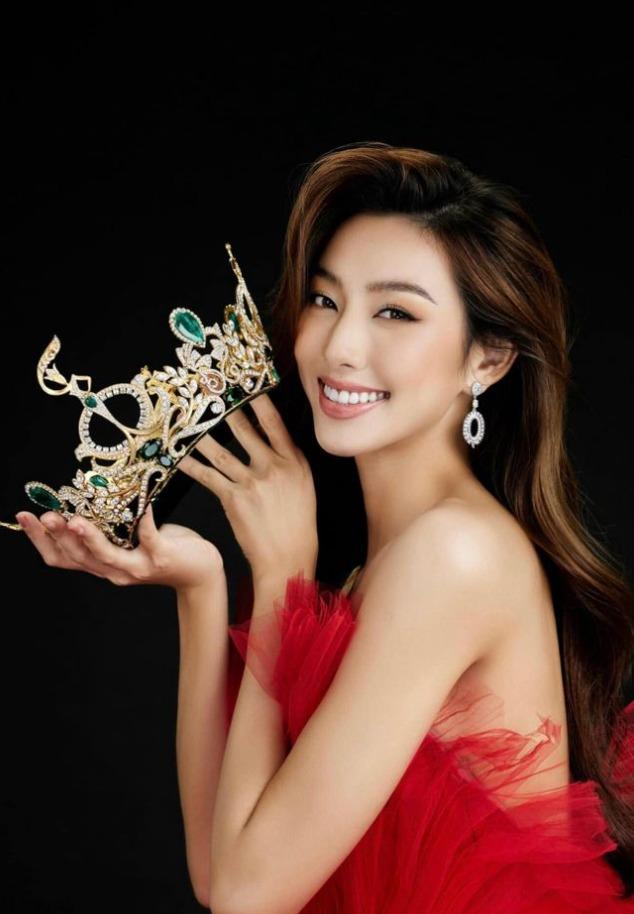 Ông Nawat chính thức lên tiếng về việc Thùy Tiên gỡ danh xưng Hoa hậu Hòa bình Quốc tế-3