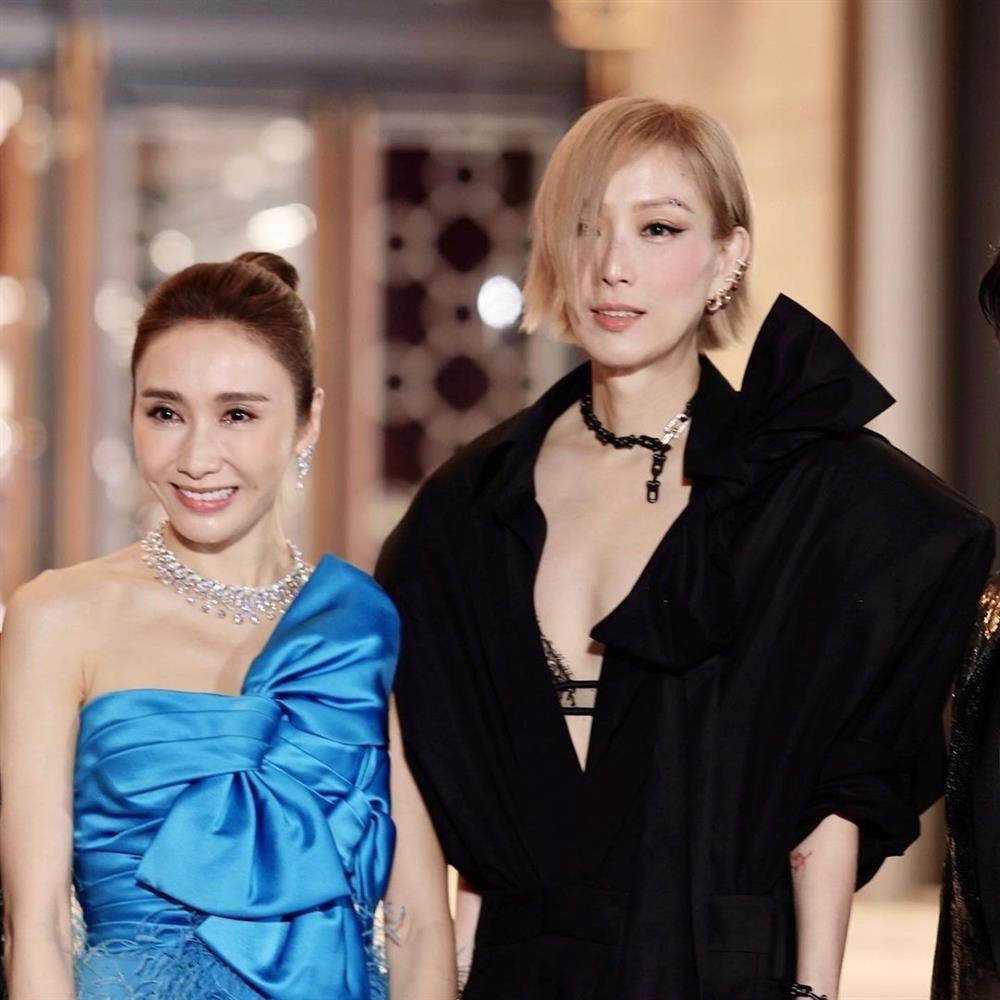 Sắc vóc không tuổi của nữ ca sĩ có chồng ngoại tình với Á hậu Hong Kong-4