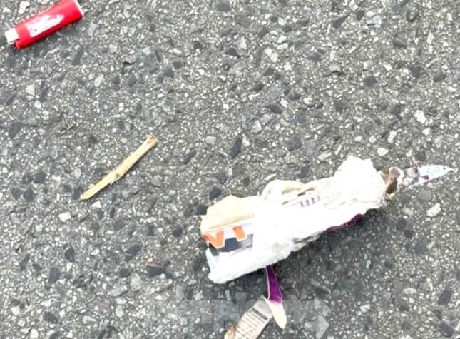 Người phụ nữ bị đâm nhiều nhát và tưới xăng lên người-2