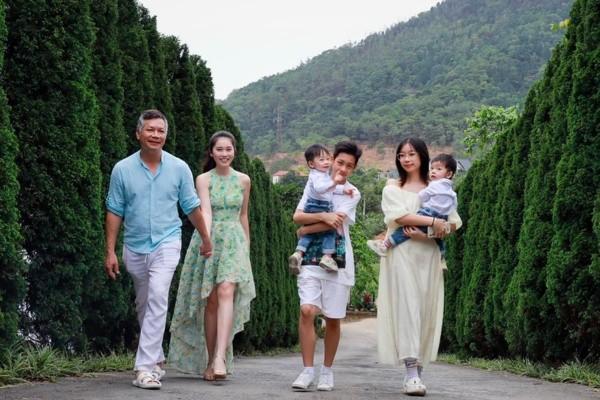 Á hậu lấy Shark Hưng hơn 16 tuổi, cảnh mẹ bỉm sữa 4 con vất vả, không đẹp như mơ-2