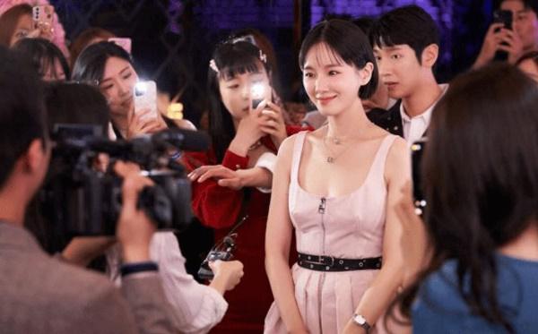 Cảnh phim Hàn khiến hơn 24 triệu khán giả sửng sốt vì nam chính có hành động sốc-6