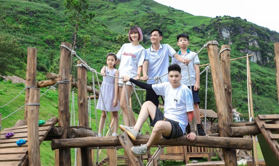 Bà trùm chân dài Hạ Vy hé lộ hôn nhân hơn 20 năm bên ông chồng còi-1