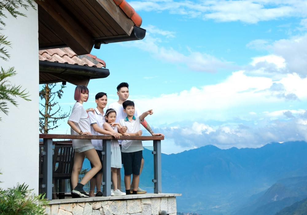 Bà trùm chân dài Hạ Vy hé lộ hôn nhân hơn 20 năm bên ông chồng còi-2