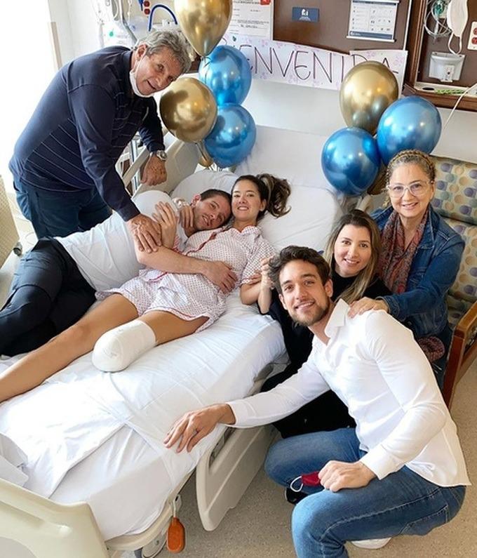 Câu chuyện truyền cảm hứng của hoa hậu xinh đẹp bị cưa một bên chân-2