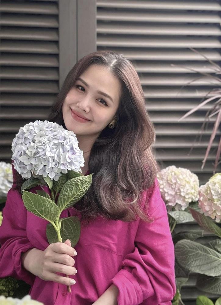 Sinh 2 con, nàng dâu hào môn nghìn tỷ khoe ảnh cận mặt, hiện nguyên hình nhan sắc-10